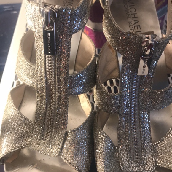 💖💖Silver 👠 Michael Kors 👠 high heels for every occasion 👆 - Picture 6 of 7
